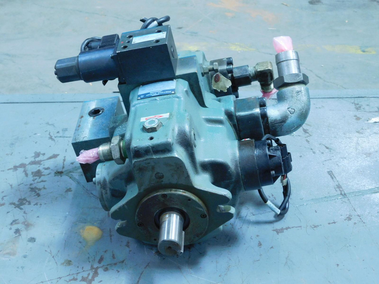 Yuken SB1210-06-28-10 A56-FR04E140-4212 Hydraulic Pump Assembly